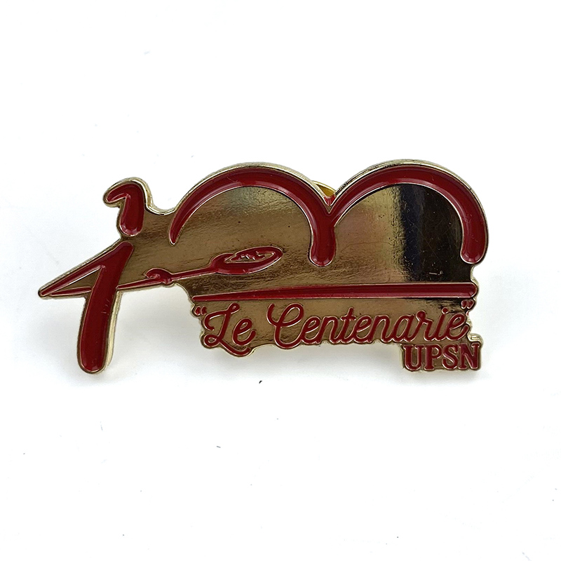 Musica Lupum Retro Enamel Pin