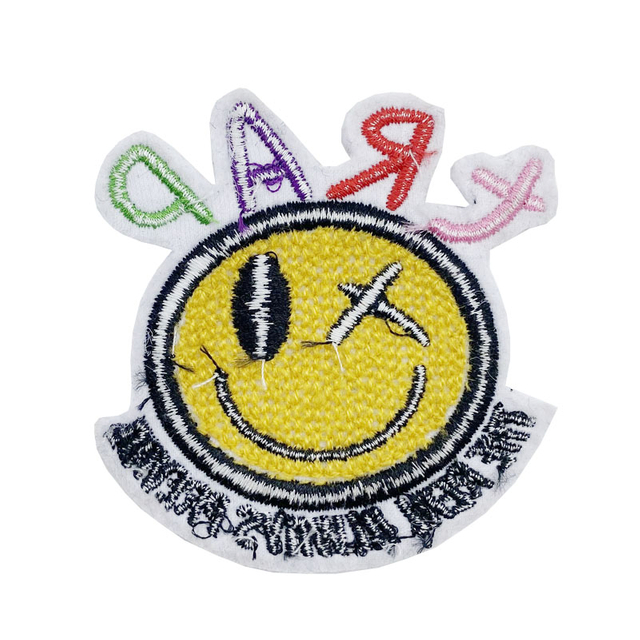 ຕົວຢ່າງ Polyester ຄຸນະພາບສູງ Chenille Patch