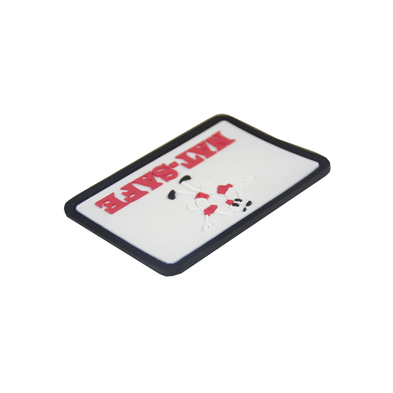 டி-ஷர்ட்டுக்கான சுற்றுச்சூழலுக்கு உகந்த தூய வெள்ளை Pvc பேட்ச்